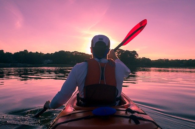 Kayak : une activité très pratique en été